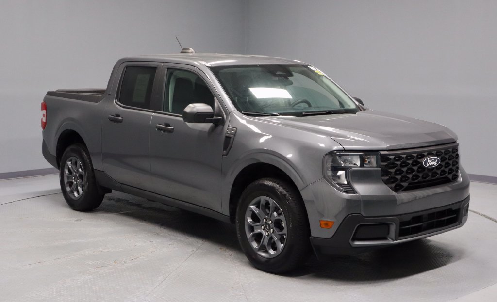 Certified 2025 Ford Maverick XLT w/ Equipment Group 301A AWD/4WD image 1