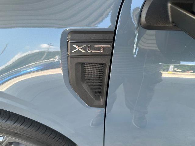 Certified 2025 Ford Maverick XLT w/ XLT Luxury Package FWD image 24