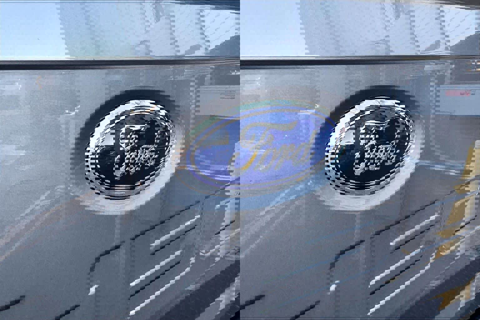 Certified 2022 Ford F150 XLT w/ Equipment Group 302A High image 30