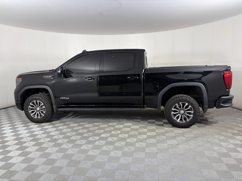 Used 2023 GMC Sierra 1500 AT4 w/ AT4 Premium Package AWD/4WD image 4