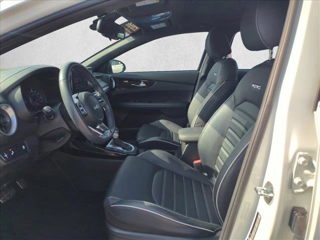 Used 2023 Kia Forte GT-Line w/ GT-Line Premium Package FWD image 16