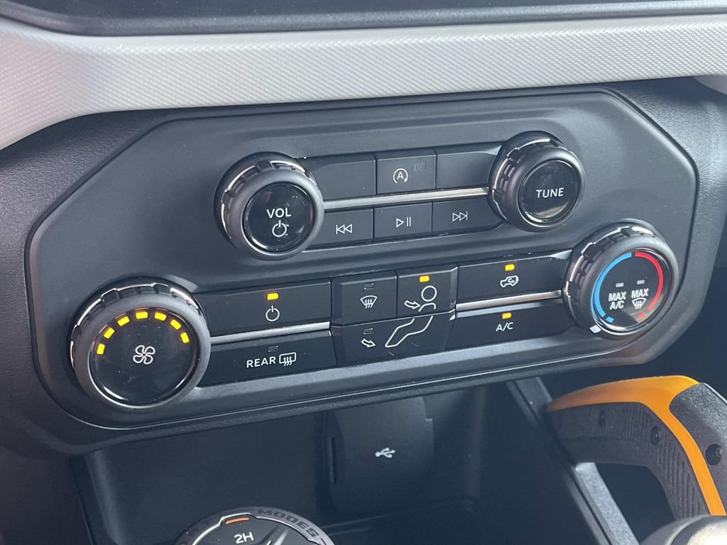 Certified 2023 Ford Bronco Badlands AWD/4WD image 34