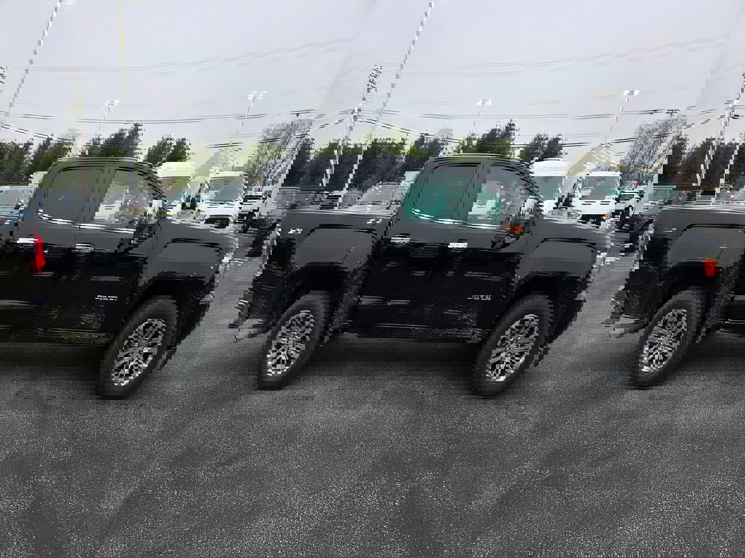 Used 2020 GMC Canyon SLT w/ Driver Alert Package image 6