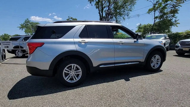 Certified 2020 Ford Explorer XLT w/ Comfort Package image 8