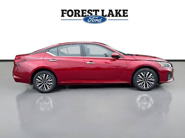 Used 2023 Nissan Altima 2.5 SV AWD/4WD image 8