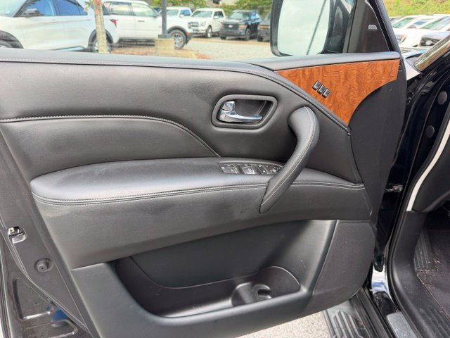 Used 2019 INFINITI QX80 Luxe w/ 22" Wheel Package AWD/4WD image 16