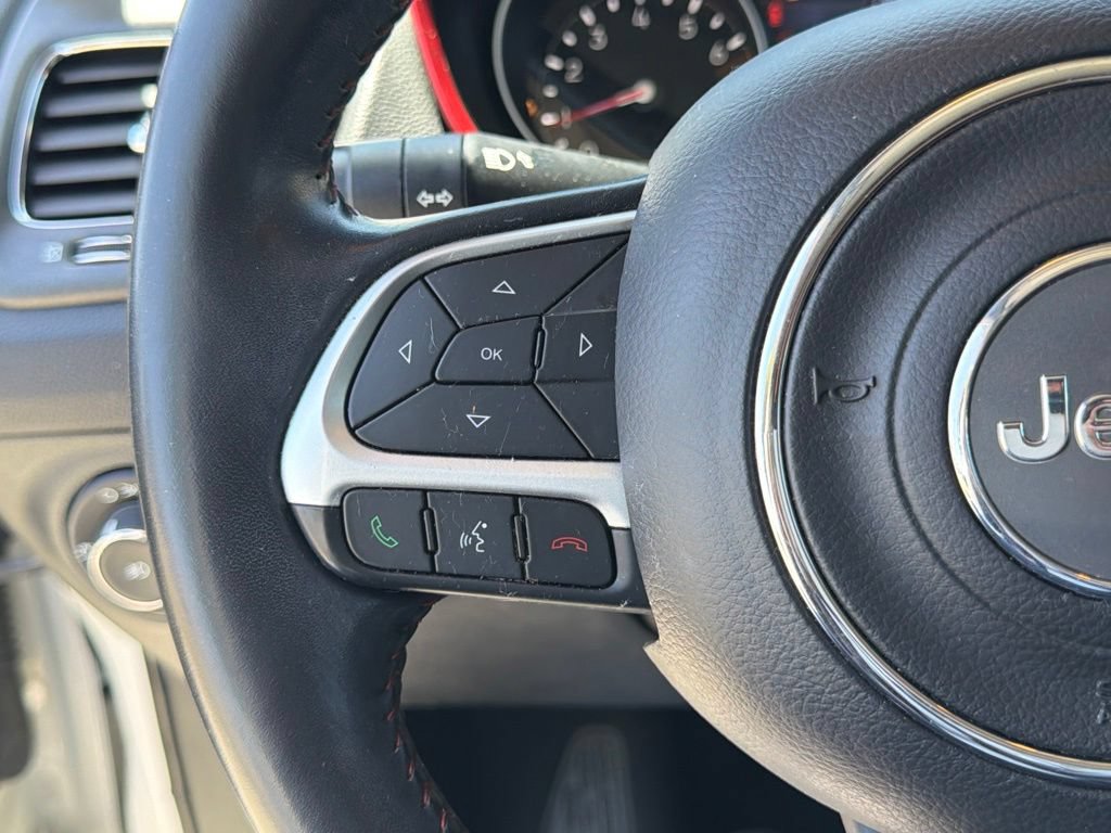 Used 2020 Jeep Compass Trailhawk AWD/4WD image 26