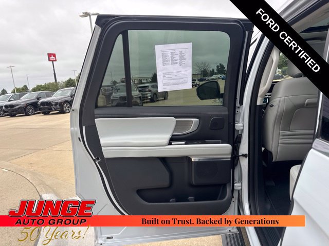 Certified 2025 Ford Expedition Max Platinum w/ Driver's Package AWD/4WD image 23