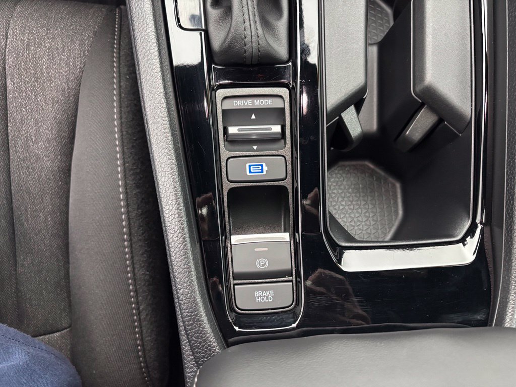 Used 2024 Honda Accord Sport image 27