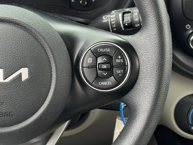 Used 2022 Kia Soul LX FWD image 15