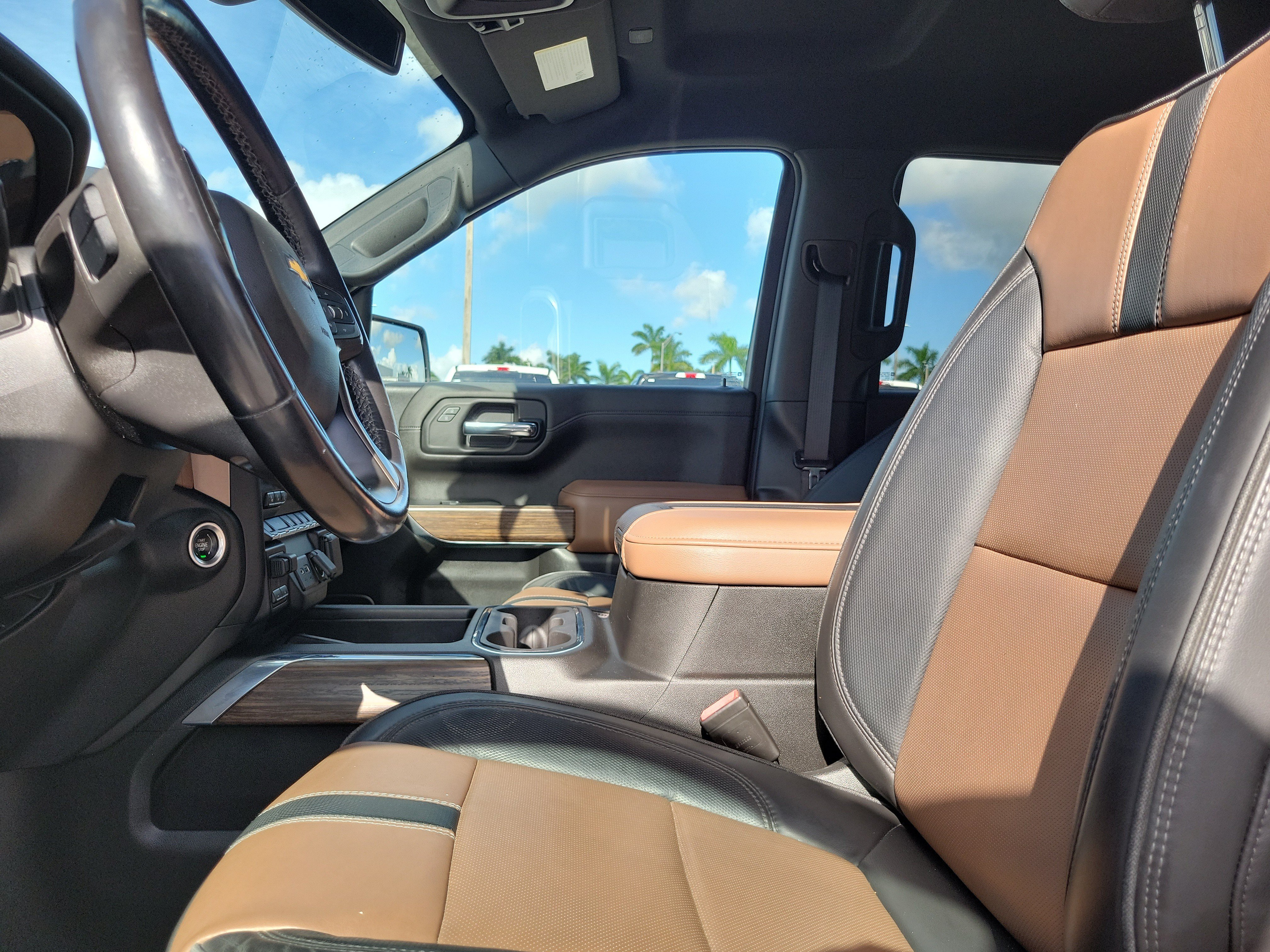 Used 2022 Chevrolet Silverado 1500 High Country AWD/4WD image 11
