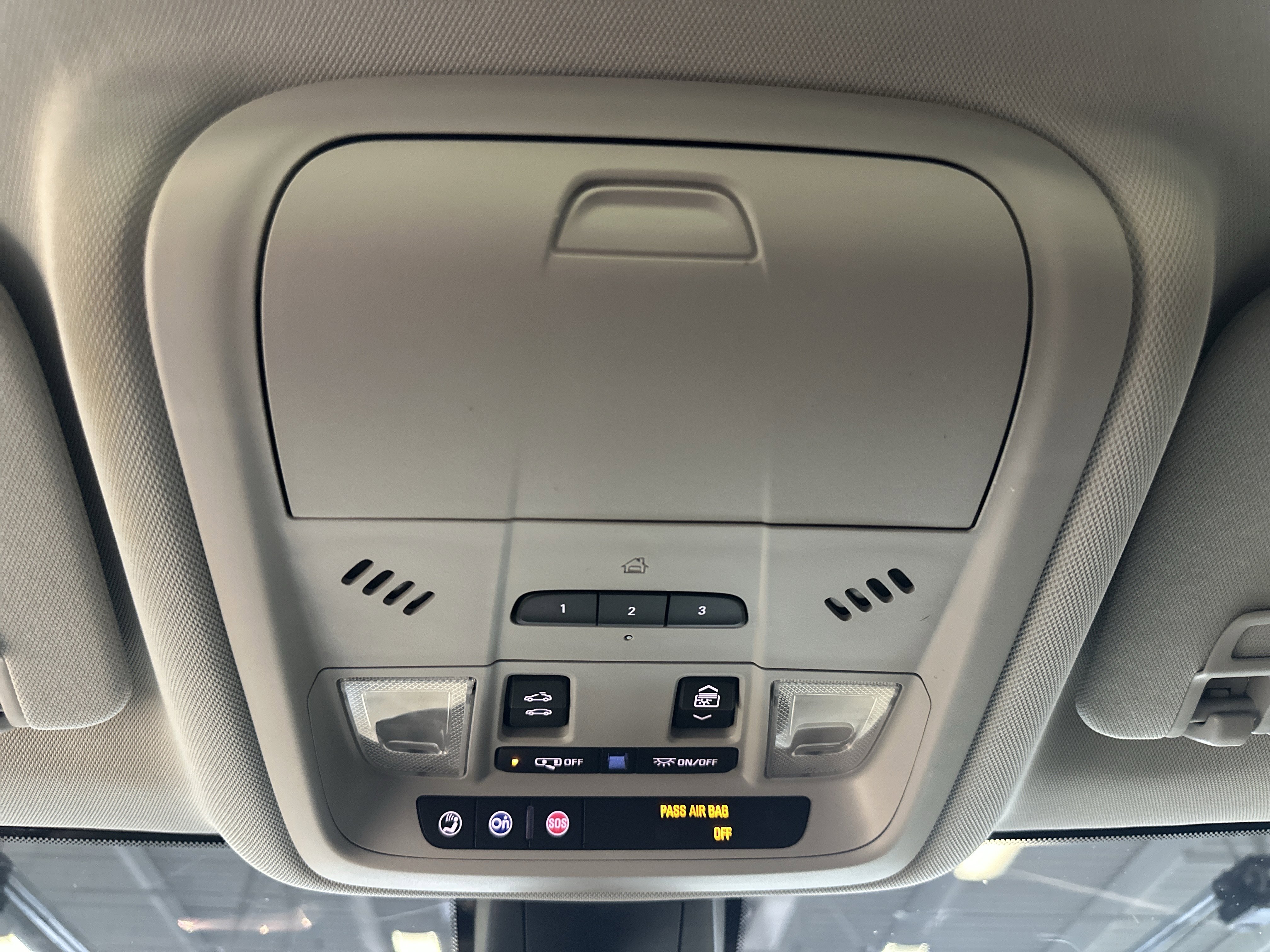 Used 2019 Chevrolet Blazer LT w/ Sun and Wheels Package image 39