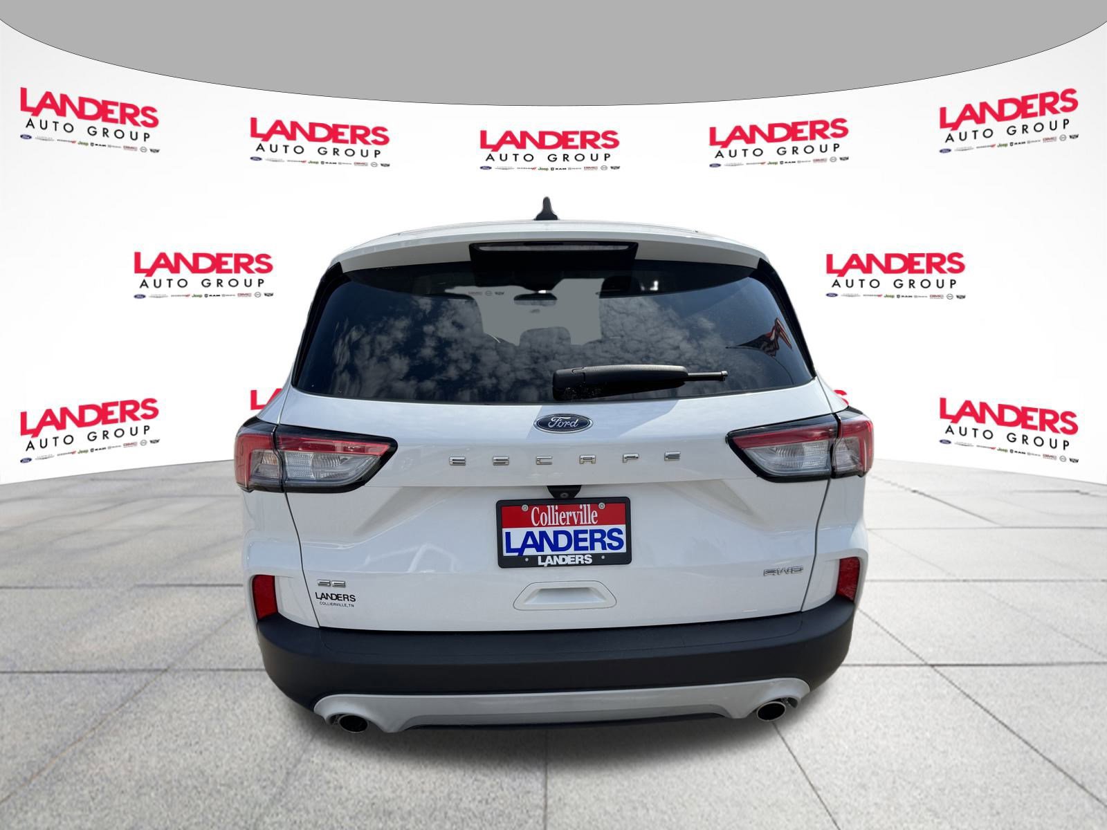 Certified 2021 Ford Escape SE image 4