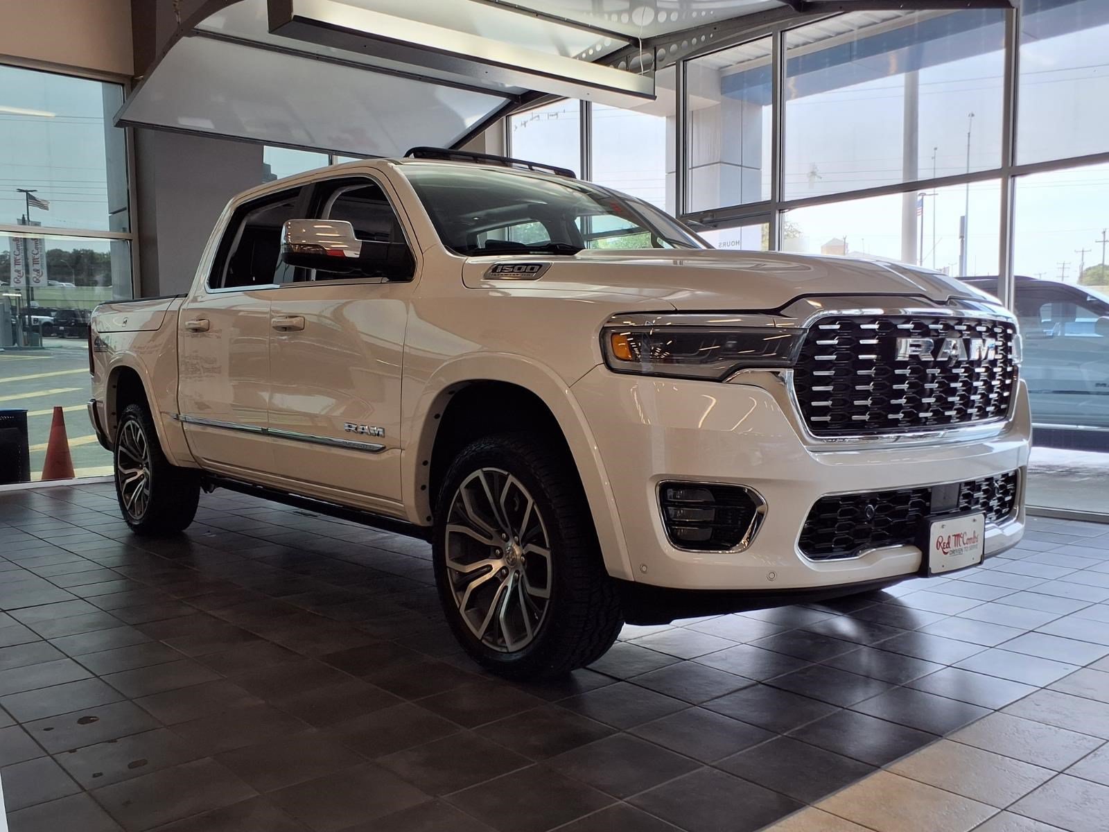 Used 2026 RAM 1500 Tungsten w/ Off Road Group AWD/4WD image 4