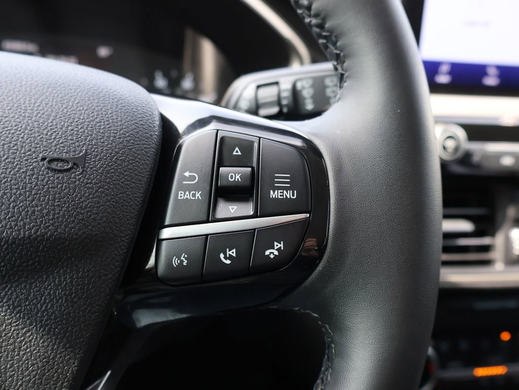 Certified 2022 Ford Escape SEL FWD image 28