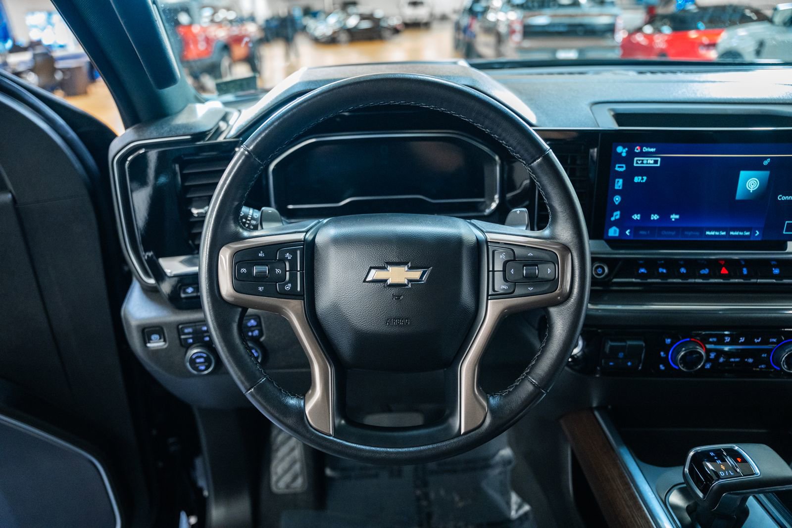 Used 2023 Chevrolet Silverado 1500 High Country w/ High Country Premium Package image 40