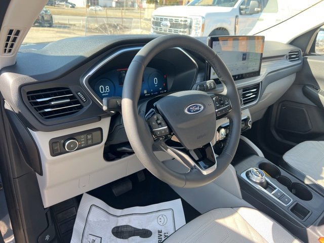 Certified 2023 Ford Escape Platinum w/ Premium Technology Package image 8