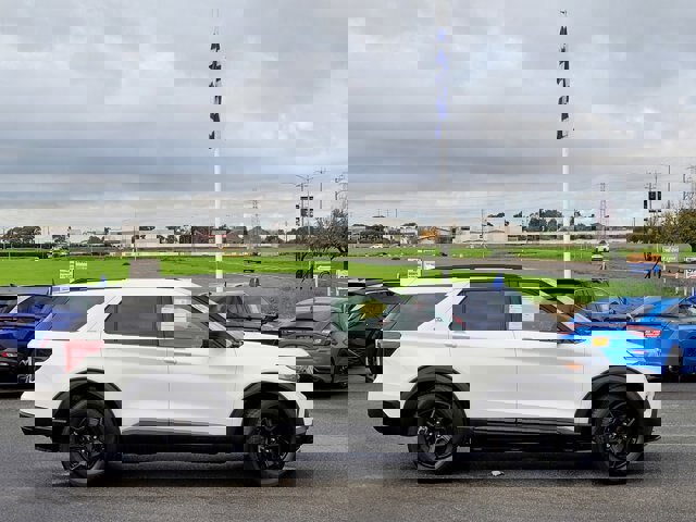 Certified 2022 Ford Explorer Timberline image 6