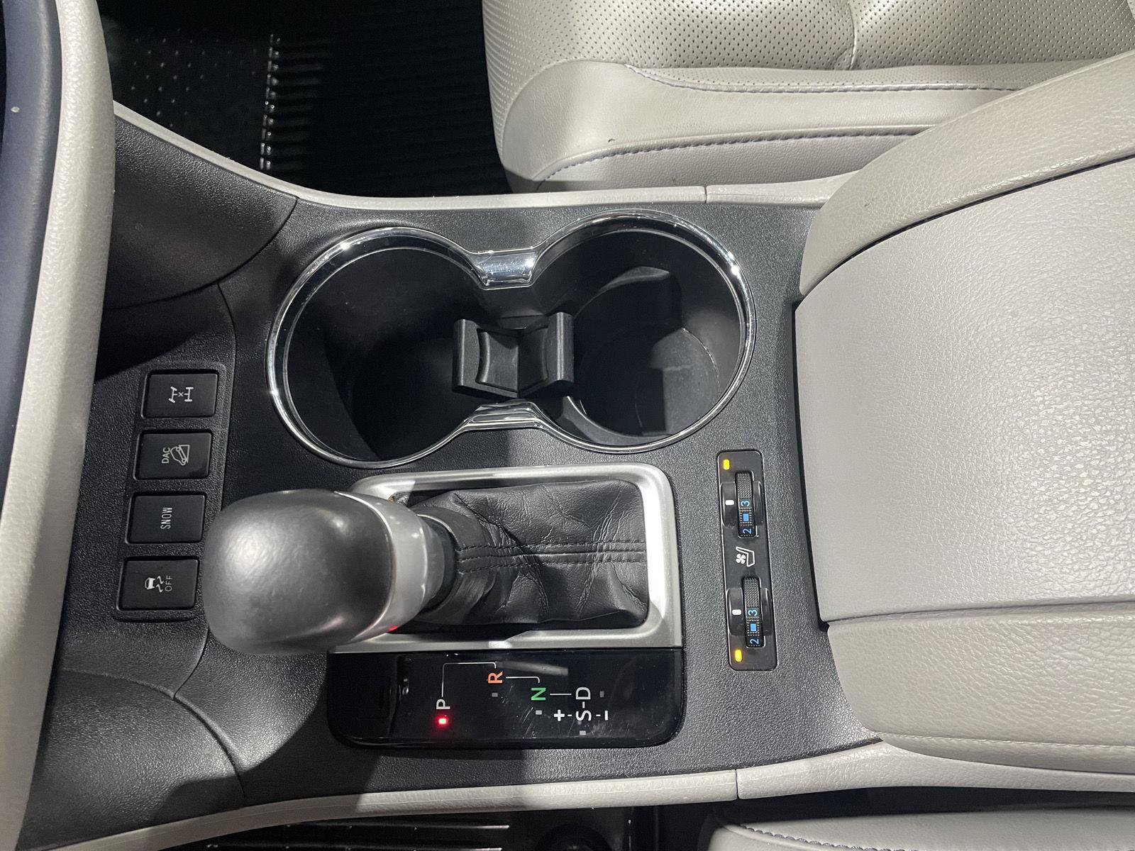 Used 2019 Toyota Highlander Limited AWD/4WD image 37
