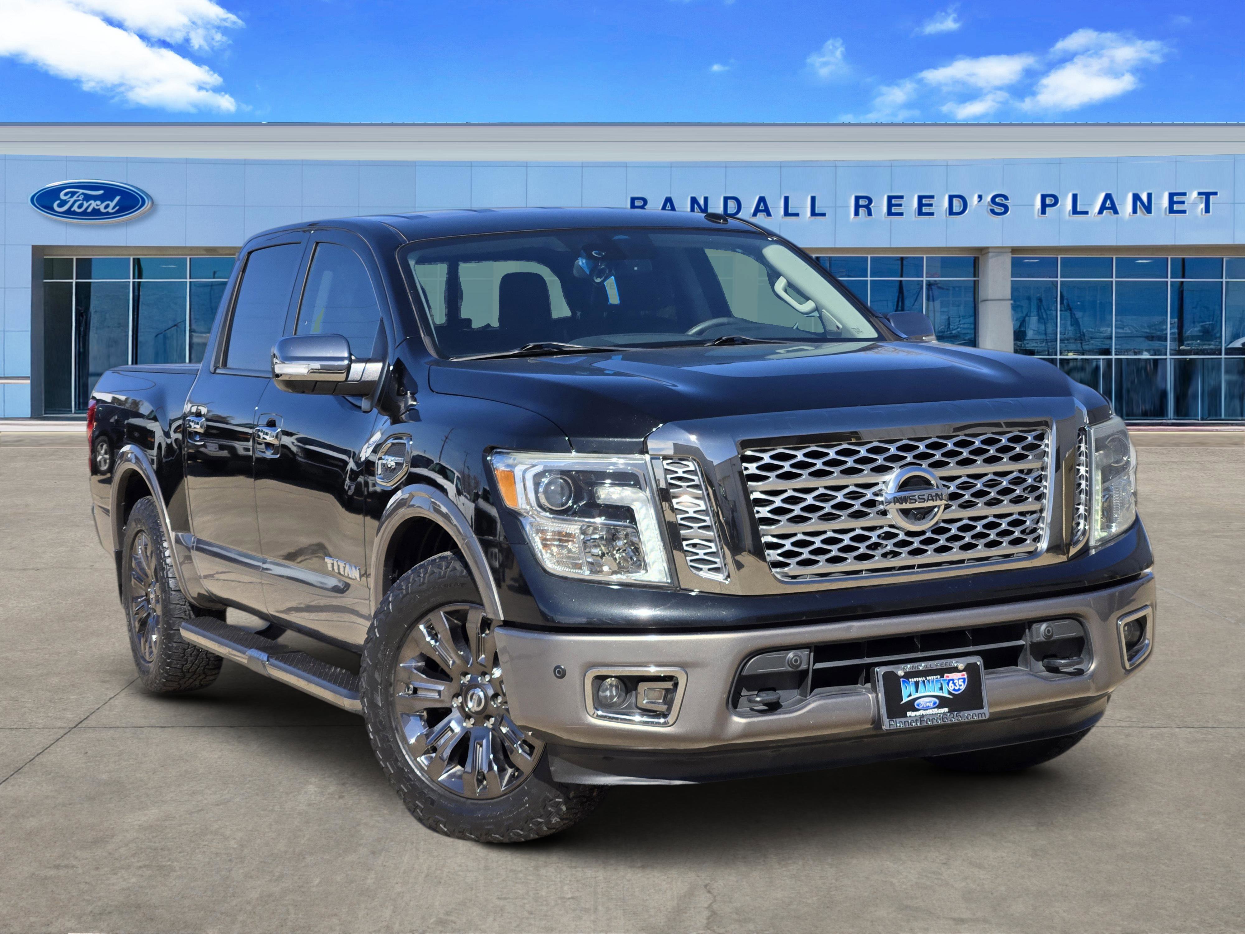 Used 2017 Nissan Titan Platinum Reserve image 5