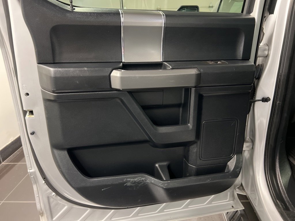 Certified 2017 Ford F150 XLT w/ Equipment Group 302A Luxury image 34