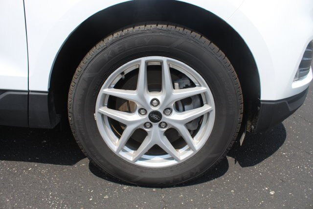 Certified 2024 Ford Edge SEL w/ Convenience Package AWD/4WD image 20