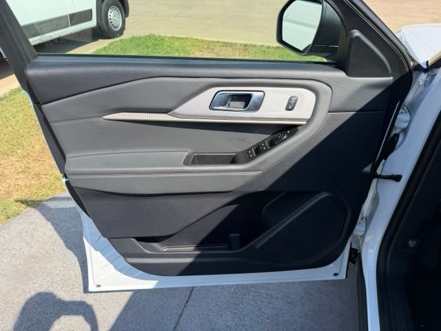Certified 2025 Ford Explorer Active RWD image 10