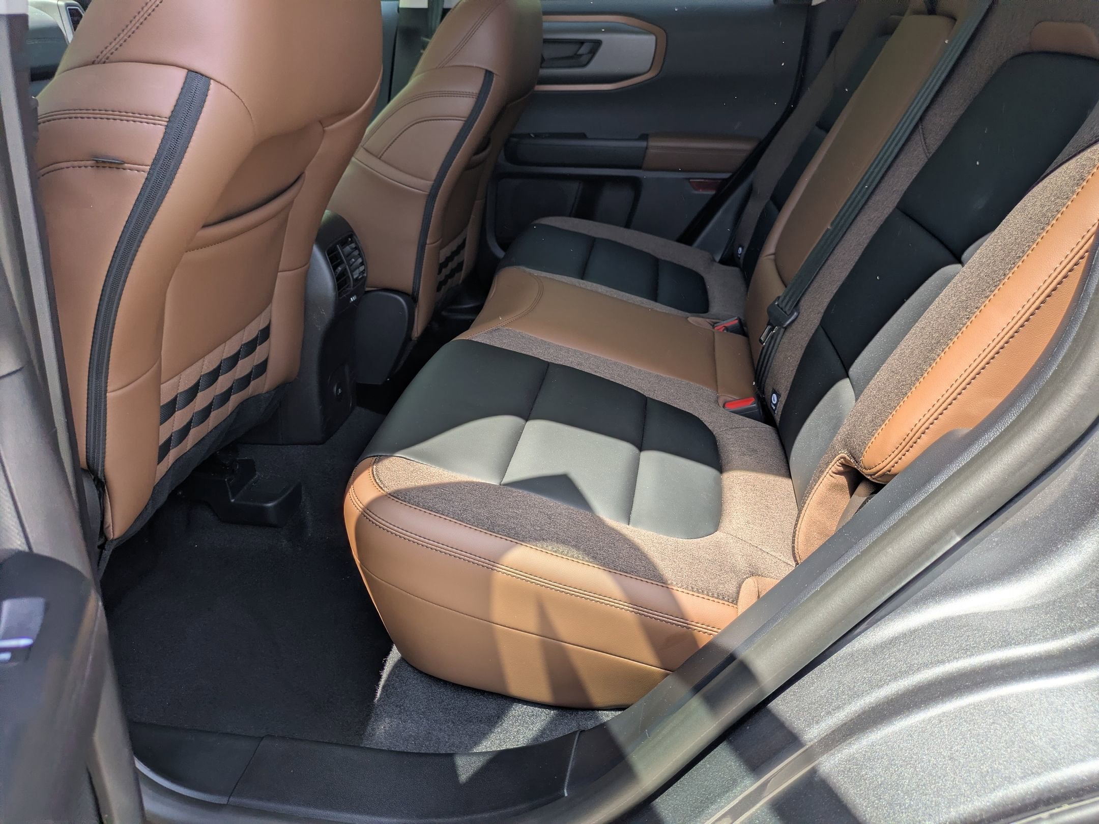 Certified 2025 Ford Bronco Sport Outer Banks w/ Outer Banks Tech Package+ AWD/4WD image 31