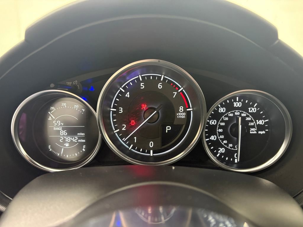 Used 2018 MAZDA MX-5 Miata Club image 24