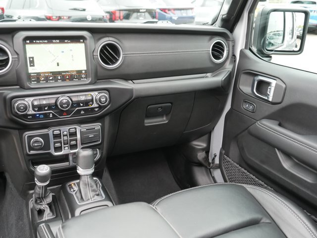 Used 2023 Jeep Wrangler Unlimited Sahara w/ Cold Weather Group AWD/4WD image 22