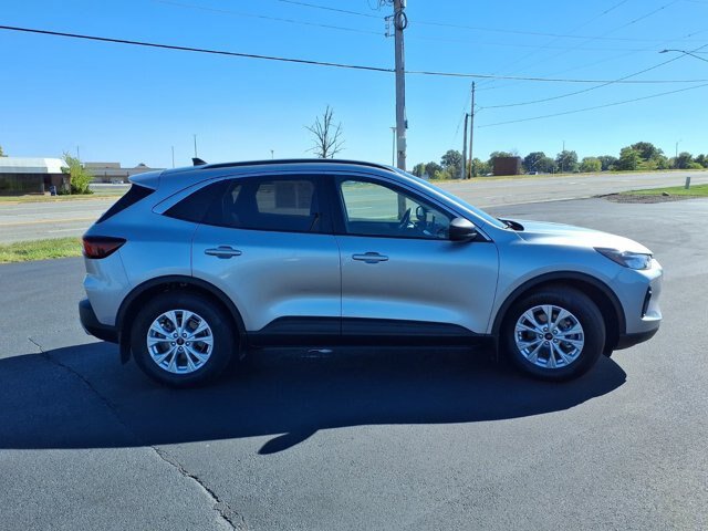 Certified 2023 Ford Escape Active w/ Tech Pack #1 FWD image 6