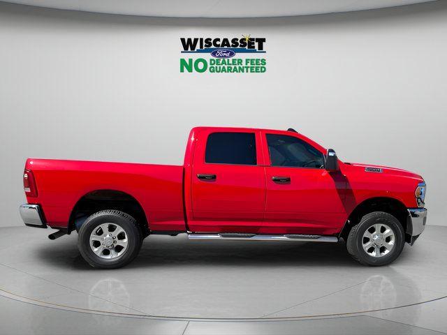 Used 2024 RAM 2500 Tradesman w/ Chrome Appearance Group AWD/4WD image 5