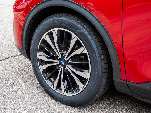 Certified 2022 Ford Escape SE w/ SE Sport Appearance Package image 5