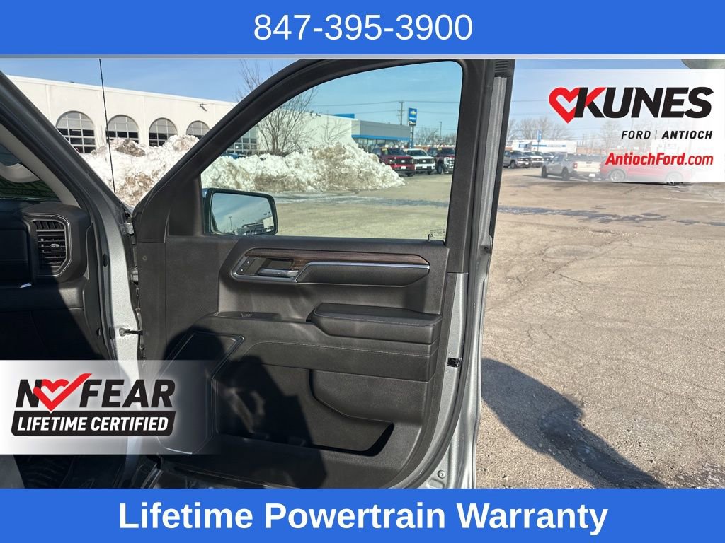 Used 2023 Chevrolet Silverado 1500 LT image 23
