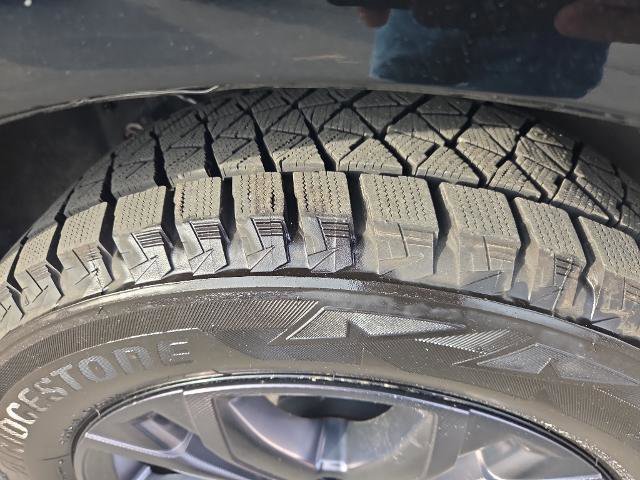 Used 2024 Toyota Sienna XSE AWD/4WD image 10