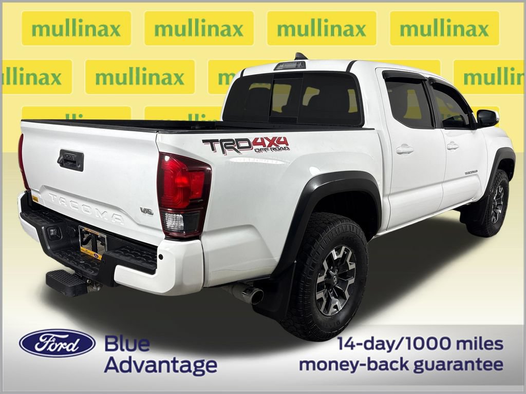 Used 2018 Toyota Tacoma TRD Off-Road w/ Technology Package AWD/4WD image 4