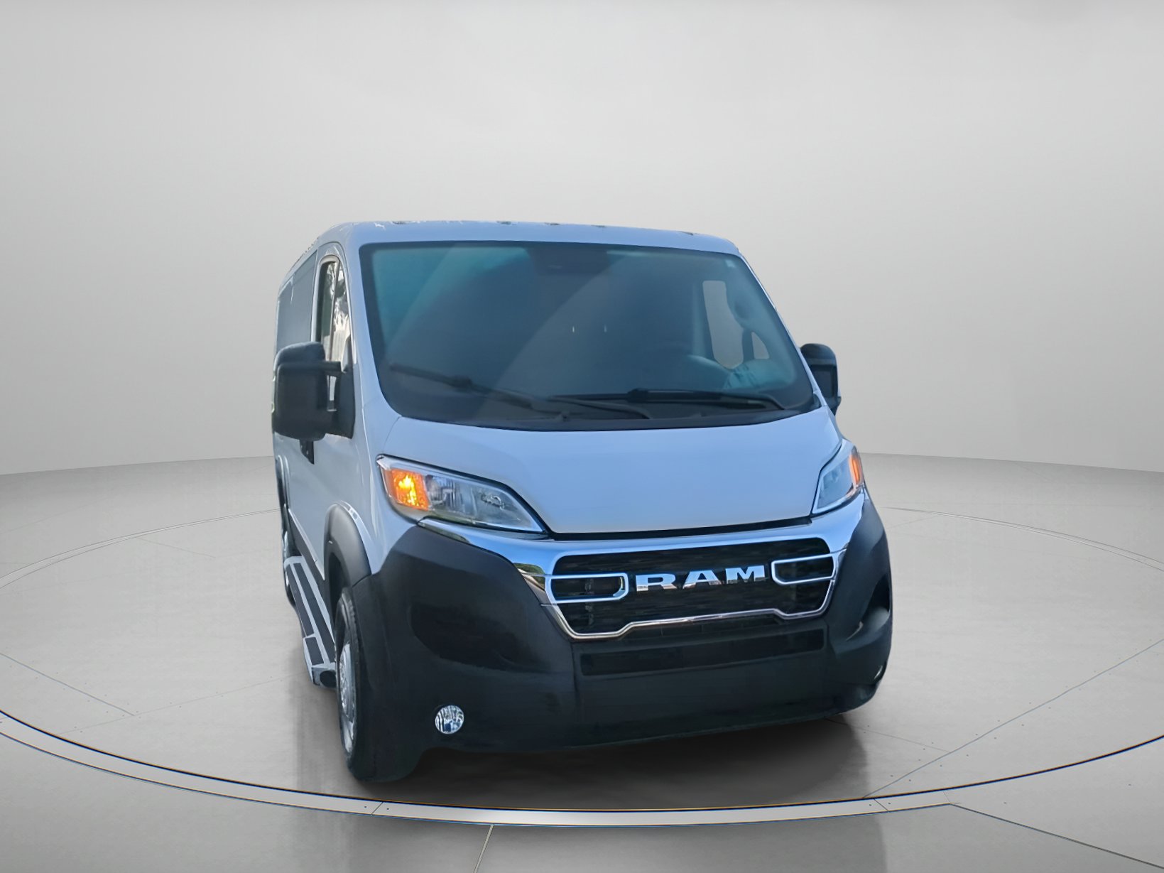 Used 2025 RAM ProMaster 2500 w/ U-Haul Equipment Group FWD image 5