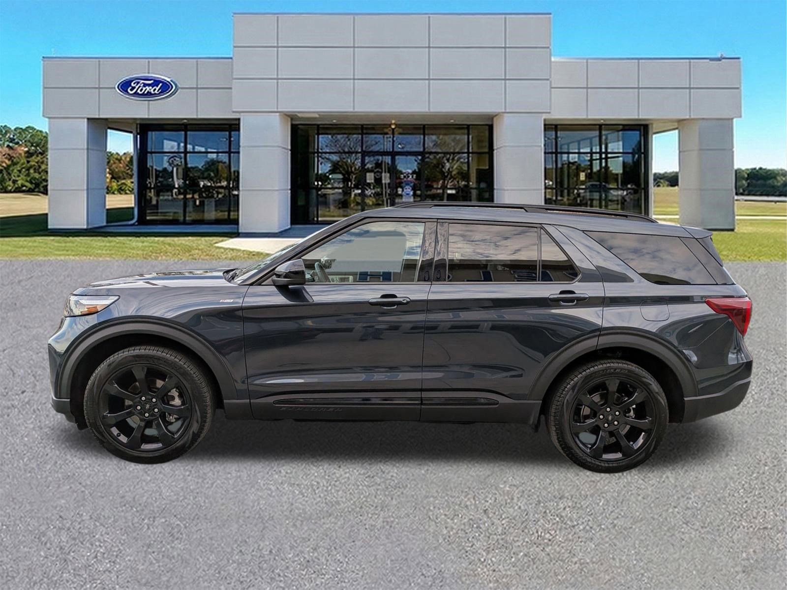 Certified 2024 Ford Explorer ST-Line w/ Class IV Trailer Tow Package video 2