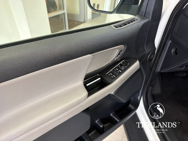 Certified 2025 Ford Expedition Active RWD image 35