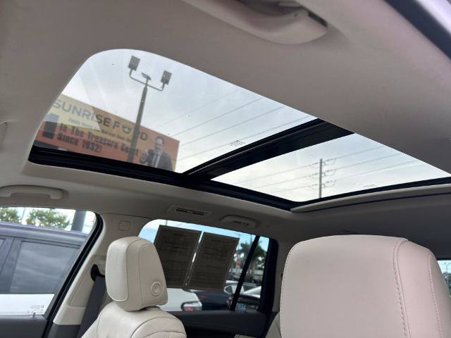 Used 2024 Cadillac XT6 Premium Luxury w/ Technology Package FWD image 25