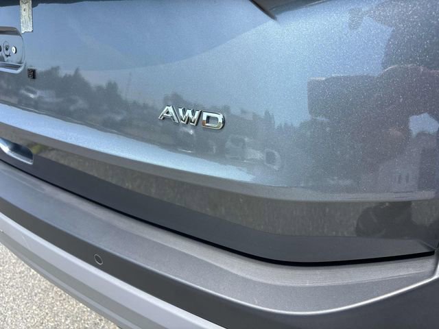 Used 2023 Nissan Rogue S image 32