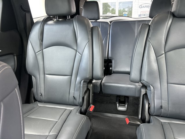 Used 2022 Buick Enclave Premium FWD image 11