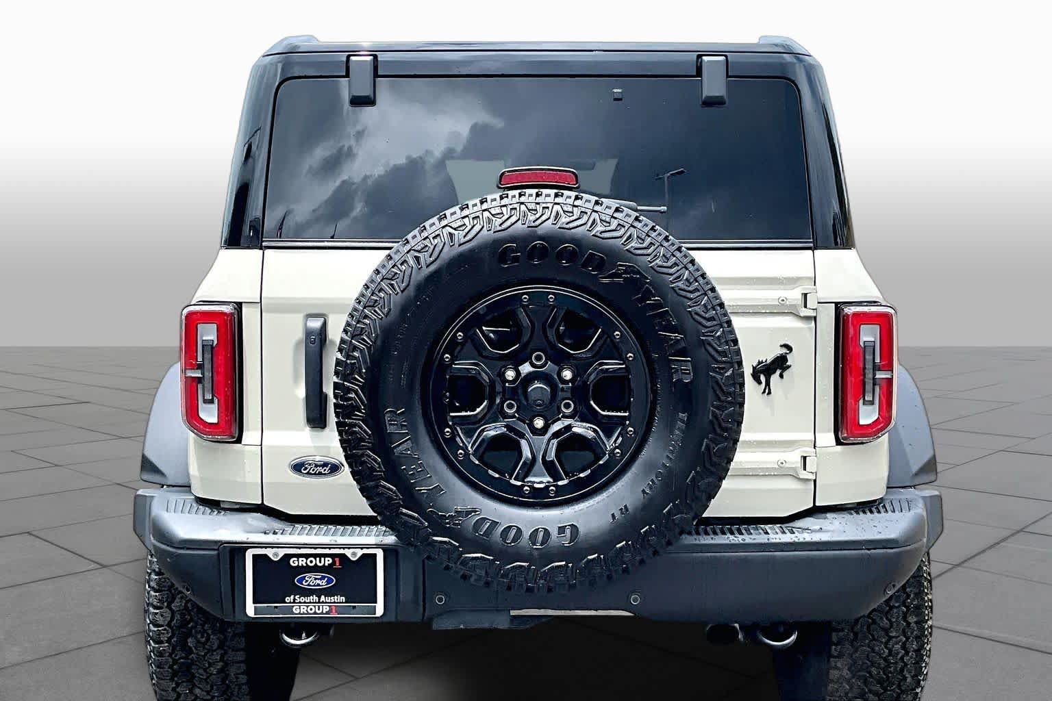 Certified 2025 Ford Bronco Badlands AWD/4WD image 5