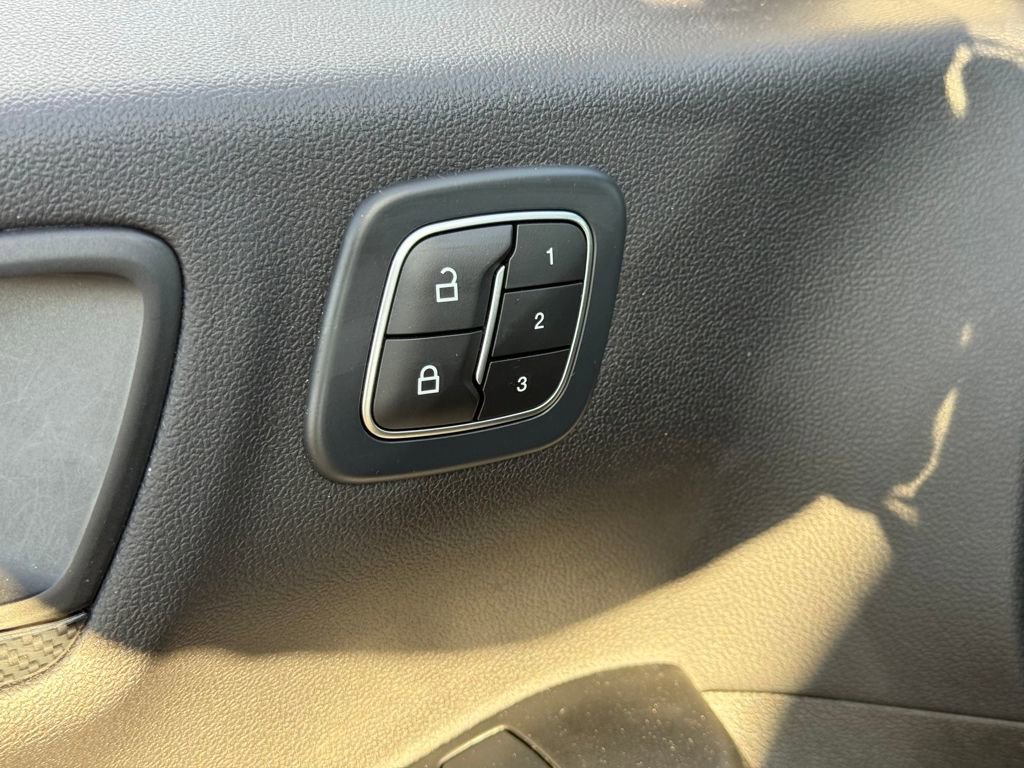 Certified 2023 Ford Escape ST-Line Select w/ Tech Pack #2 image 20