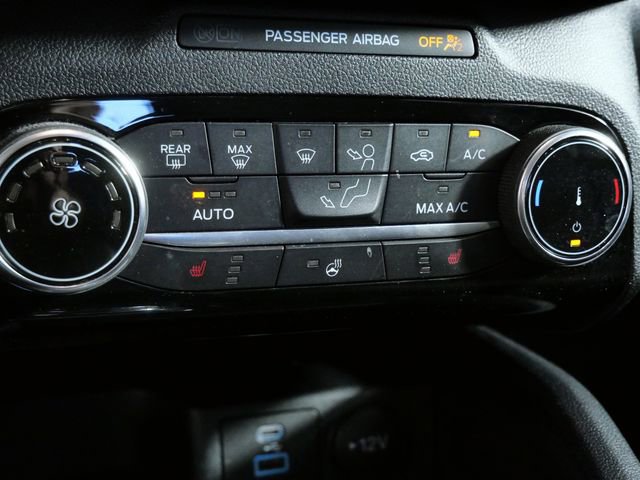 Certified 2022 Ford Escape SE w/ Cold Weather Package image 19