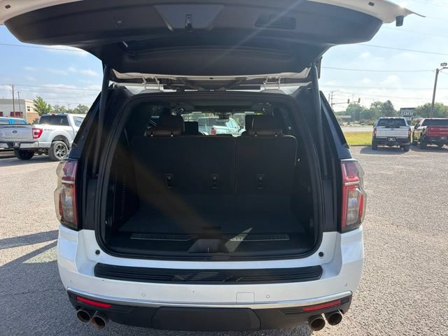 Used 2023 Chevrolet Tahoe High Country AWD/4WD image 23