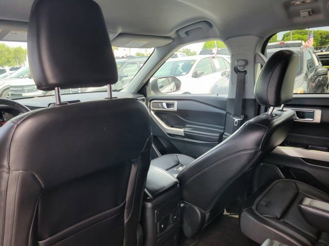 Certified 2023 Ford Explorer XLT w/ Equipment Group 202A RWD image 12