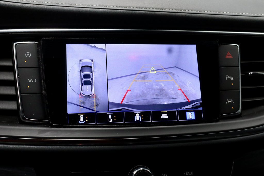 Used 2024 Buick Enclave Premium image 10