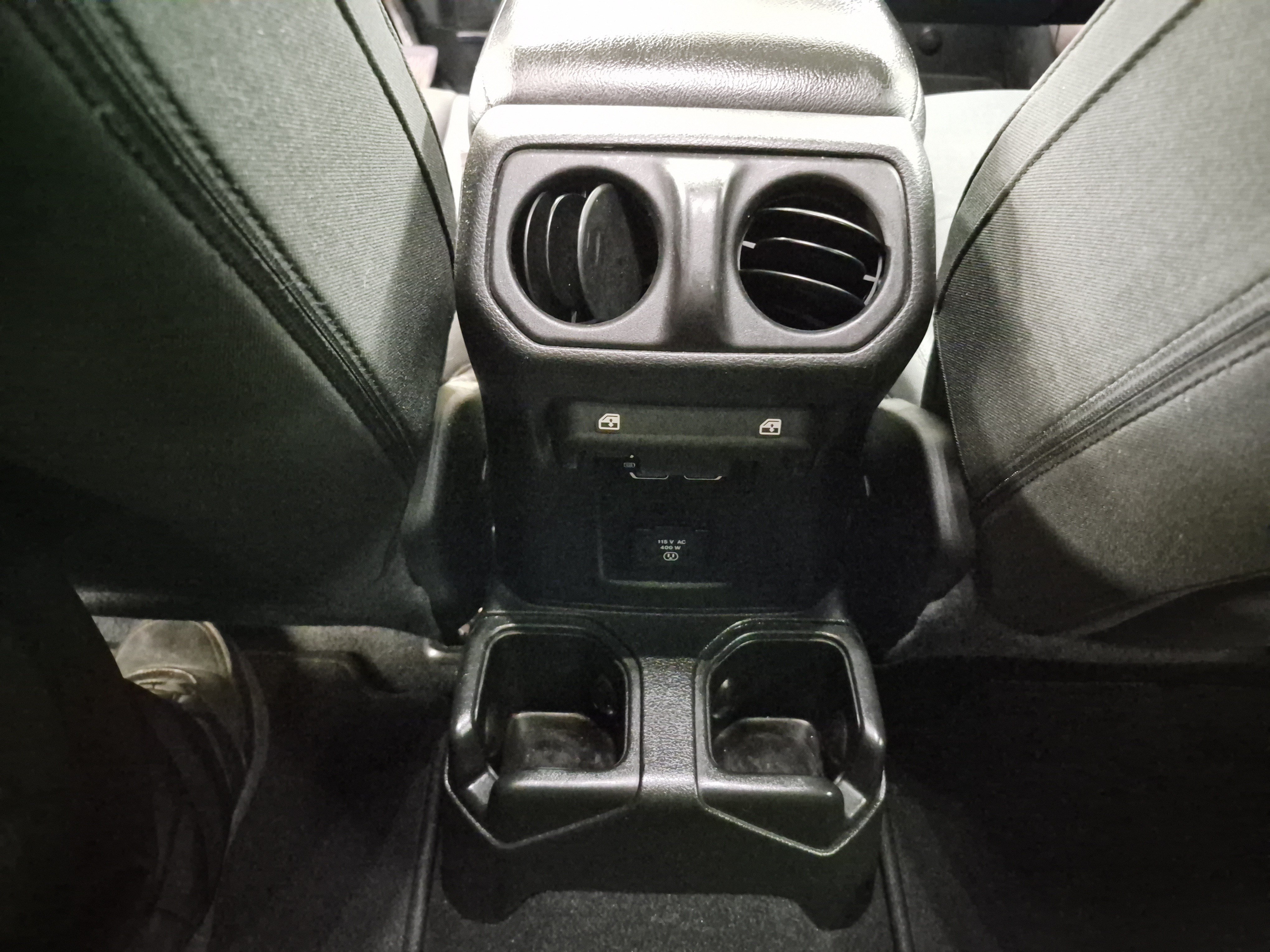 Used 2022 Jeep Gladiator Sport AWD/4WD image 18
