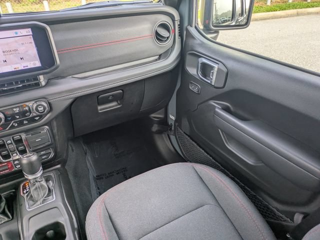 Used 2024 Jeep Wrangler Unlimited Rubicon w/ Technology Group AWD/4WD image 17